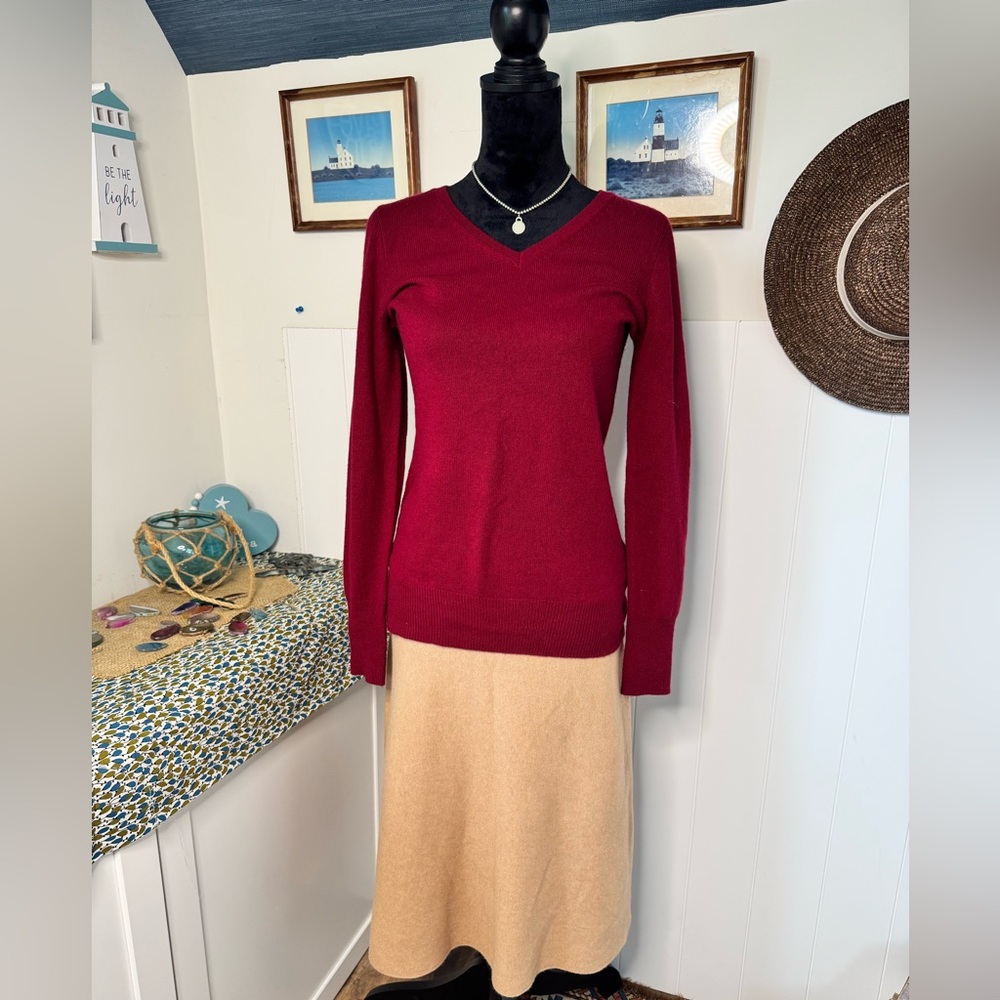 Alex Marie 100% Cashmere V-Neck Sweater Red Women’s Size Medium - Picture 4 of 10